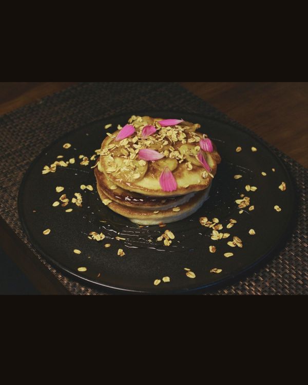 Banana And Muesli Pancake 600 750